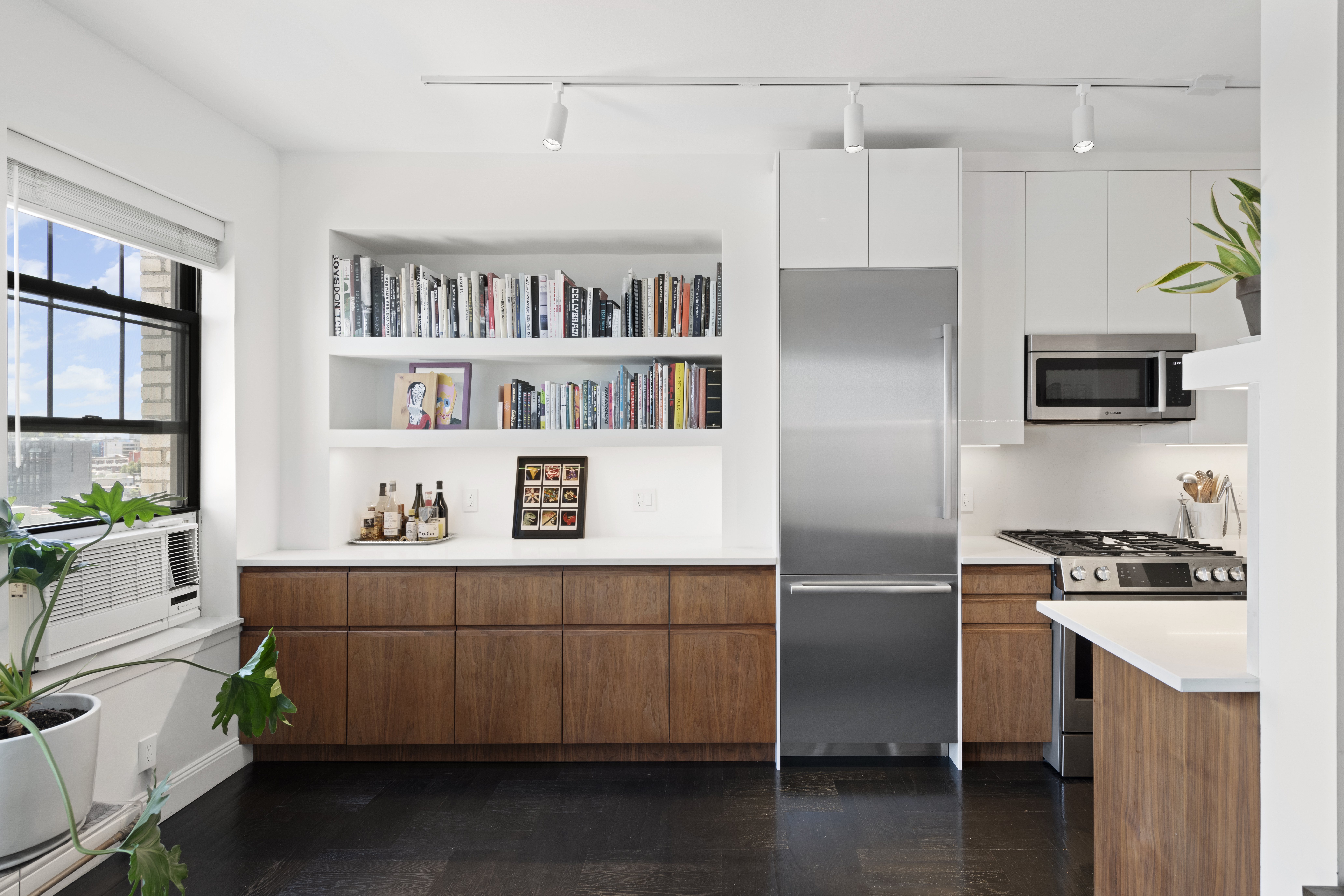 141 East 3rd Street, Unit 12E Manhattan, NY 10009 - Photo 6 of 12