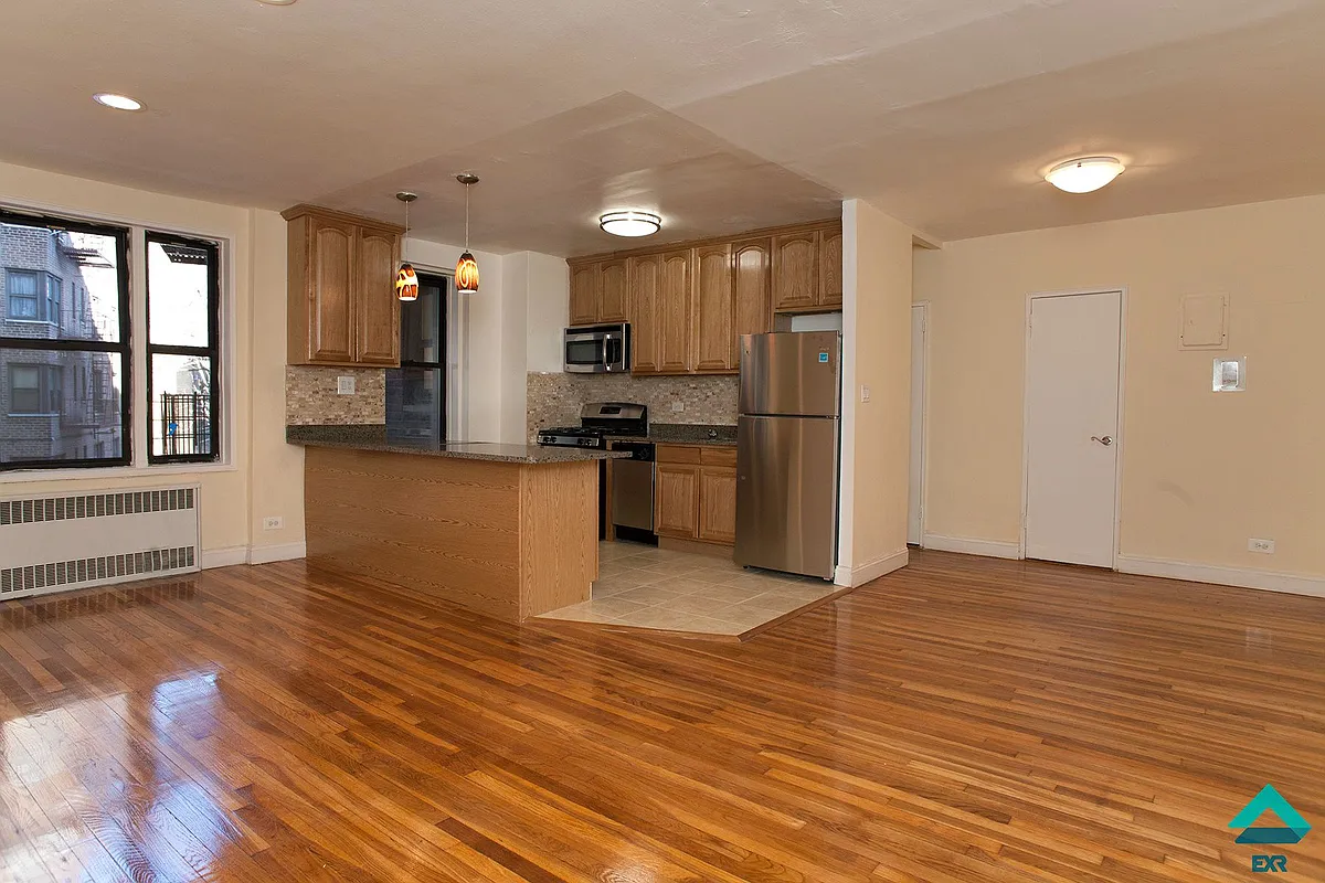 1801 Dorchester Road, Unit 6B Brooklyn, NY 11226 - Photo 2 of 4