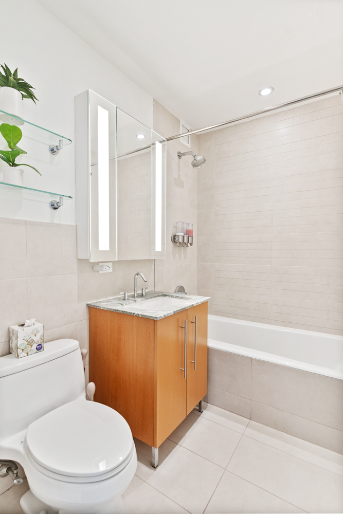 1 Northside Piers, Unit 4E Brooklyn, NY 11249 - Photo 13 of 25