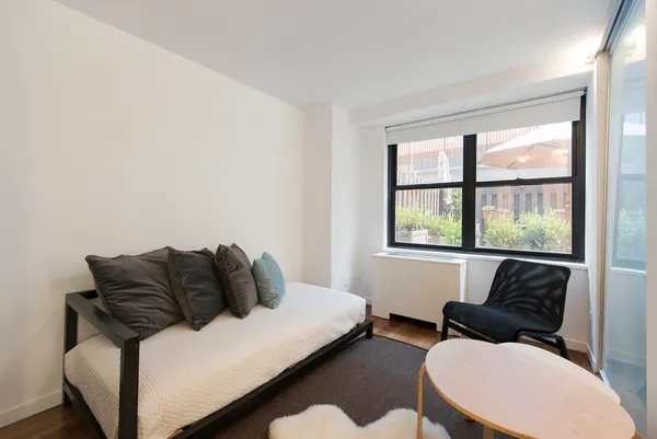 $8,995 | 7 East 14th Street, Unit 201 | Flatiron