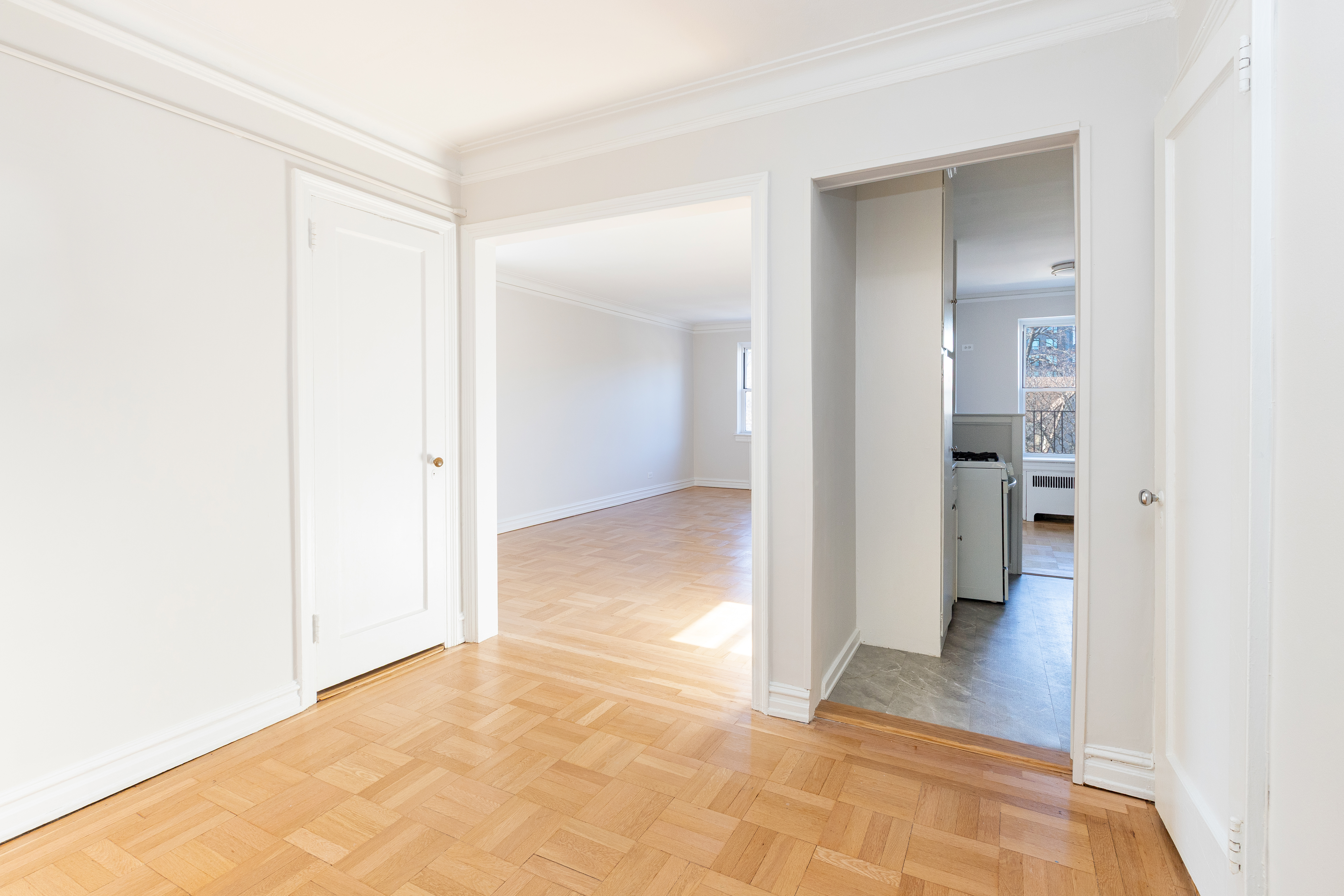 474 West 238th Street, Unit 4I Bronx, NY 10463 - Photo 12 of 20