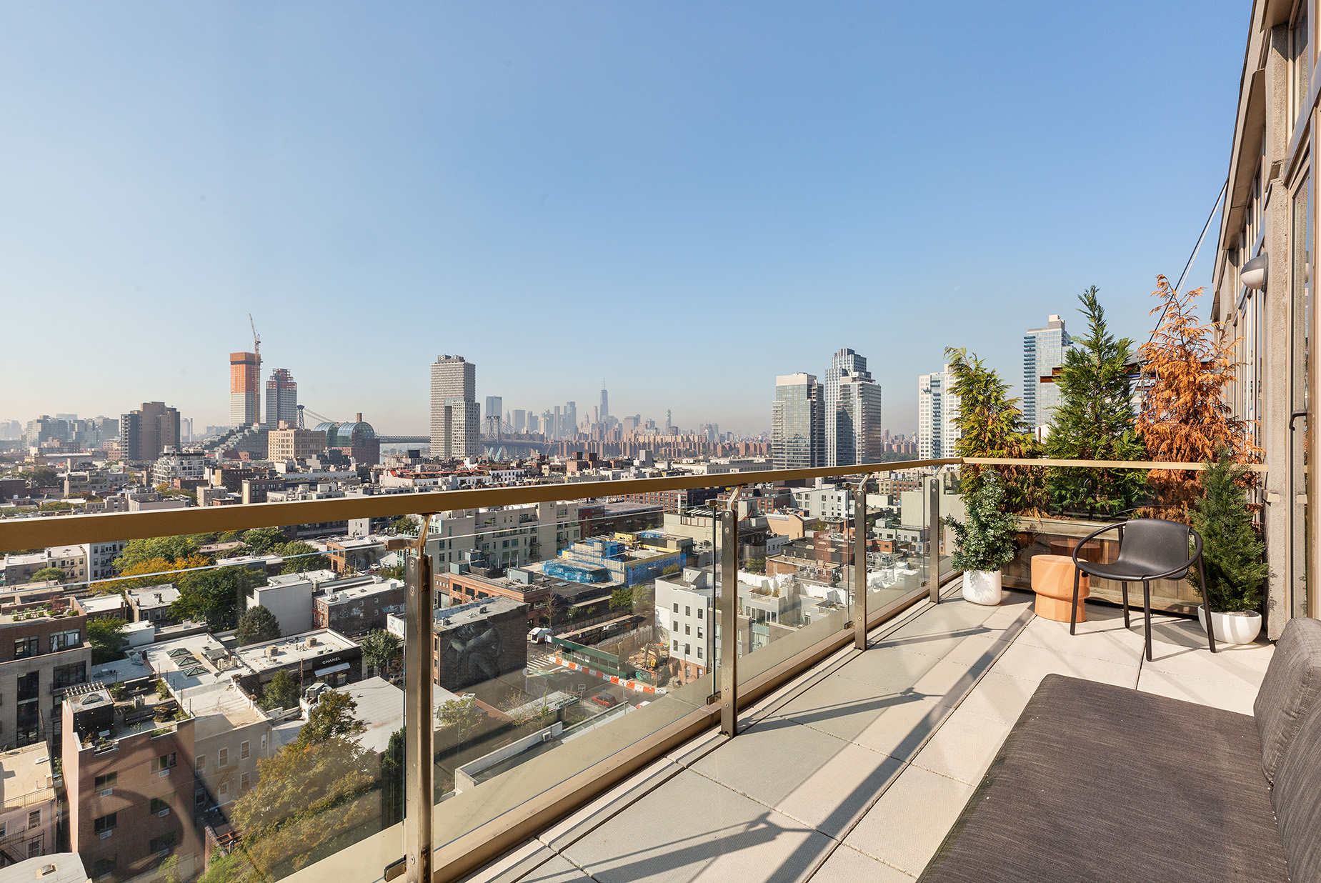 144 North 8th Street, Unit 12B Brooklyn, NY 11249 - Photo 5 of 15 a view of a city with tall buildings