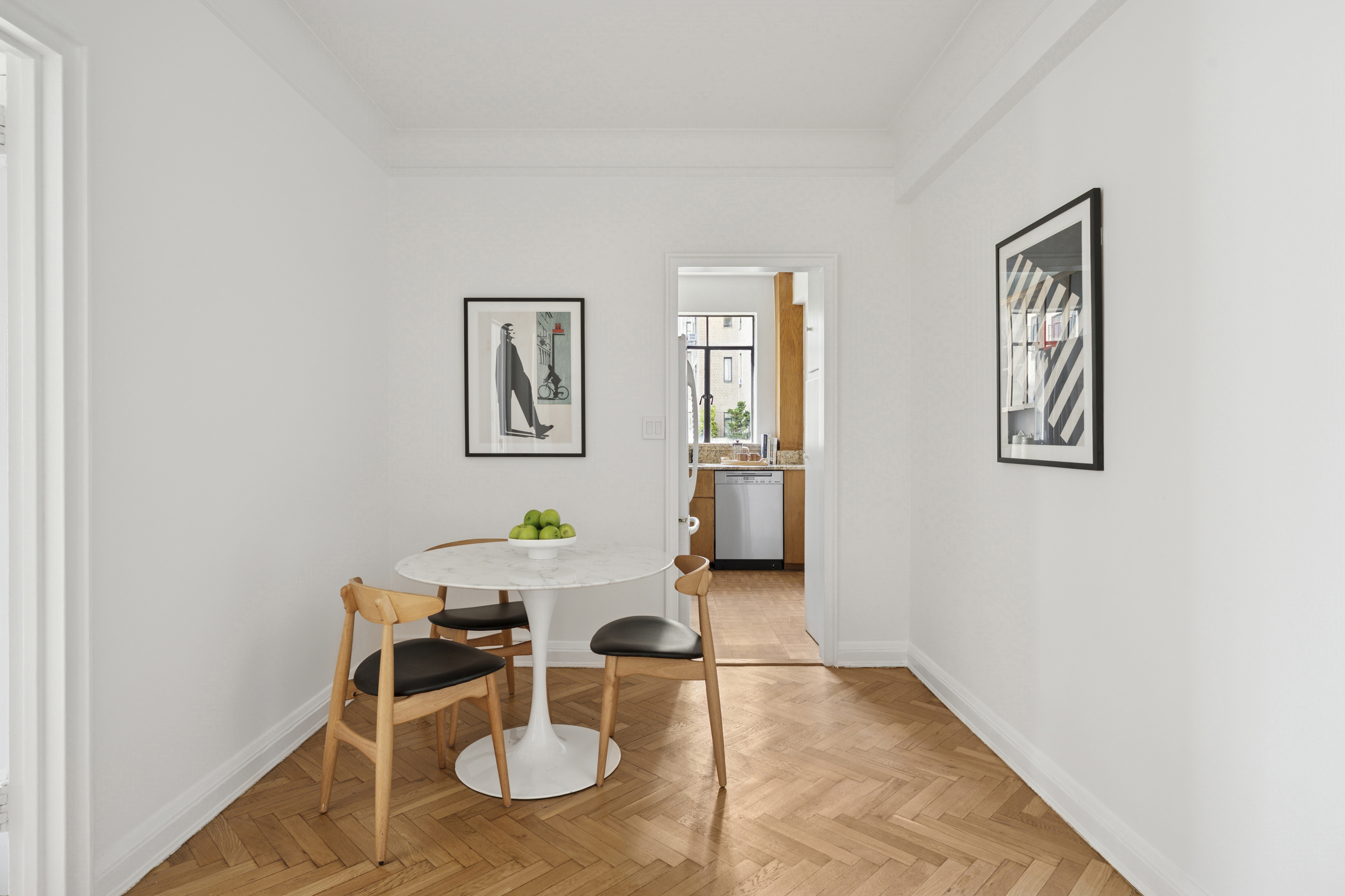 140 Riverside Drive, Unit 10N Manhattan, NY 10024 - Photo 7 of 21 a living room with furniture and window