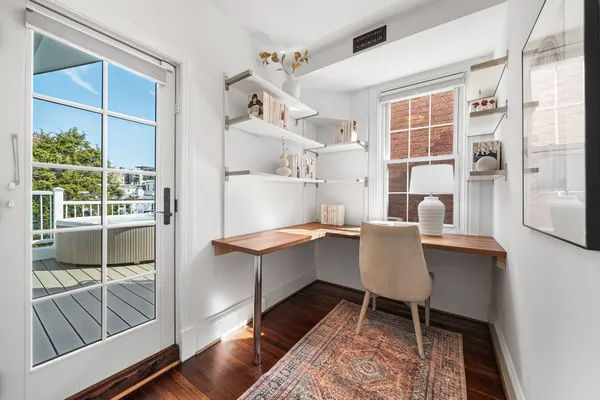 Contact Agent | 1515 T Street Northwest, Washington, DC 20009