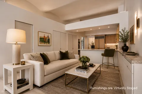 $3,250,000 | 34-36 East 10th Street, Unit 2W | Greenwich Village