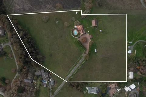 $2,375,000 | 3336 Bloomfield Road, Sebastopol, CA 95472