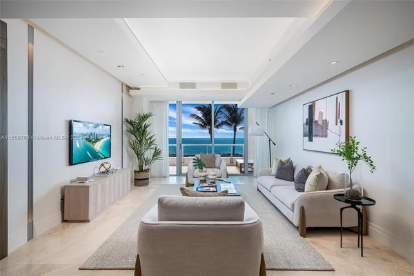 $2,950,000 | 6799 Collins Avenue, Unit 205, Miami Beach, FL 33141