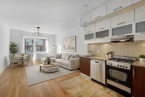 $735,000 | 41-26 27th Street, Unit 7C | Long Island City