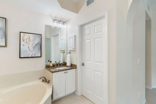 $795,000 | 6500 Valen Way, Unit 203, Naples, FL 34108