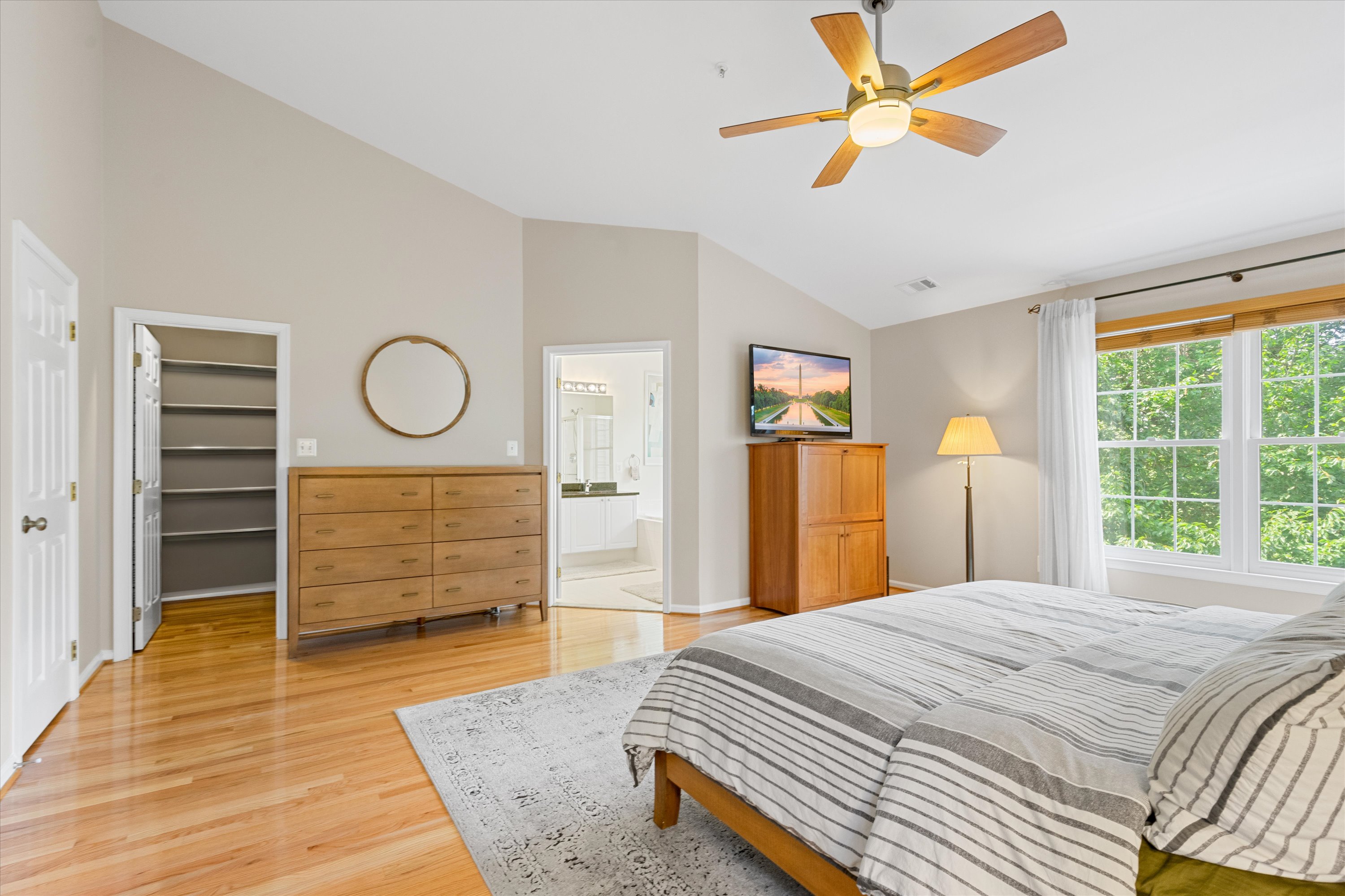 8512 Bells Ridge Terrace Potomac, MD 20854 - Photo 20 of 49