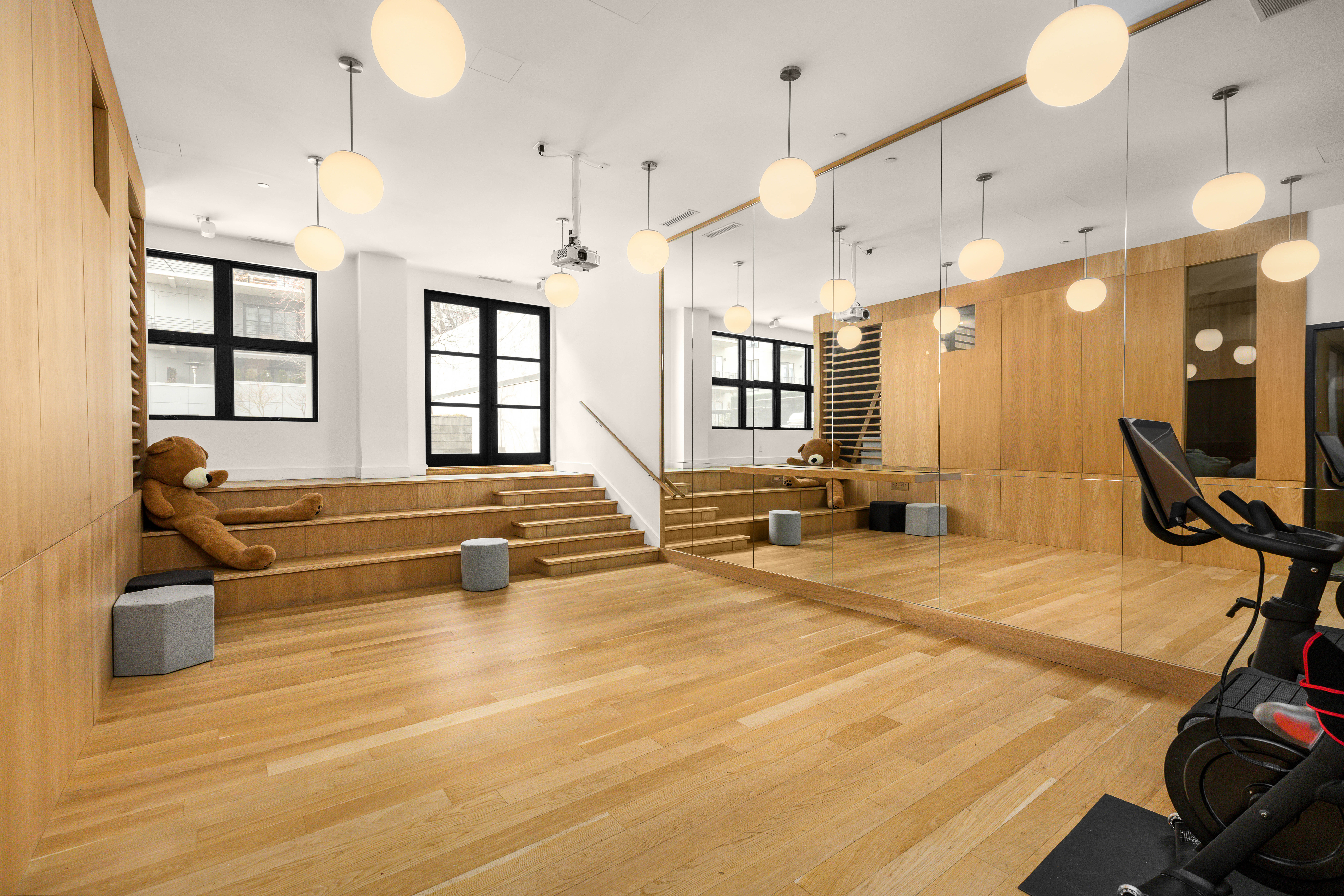 868 Lorimer Street, Unit 5C Brooklyn, NY 11222 - Photo 19 of 25