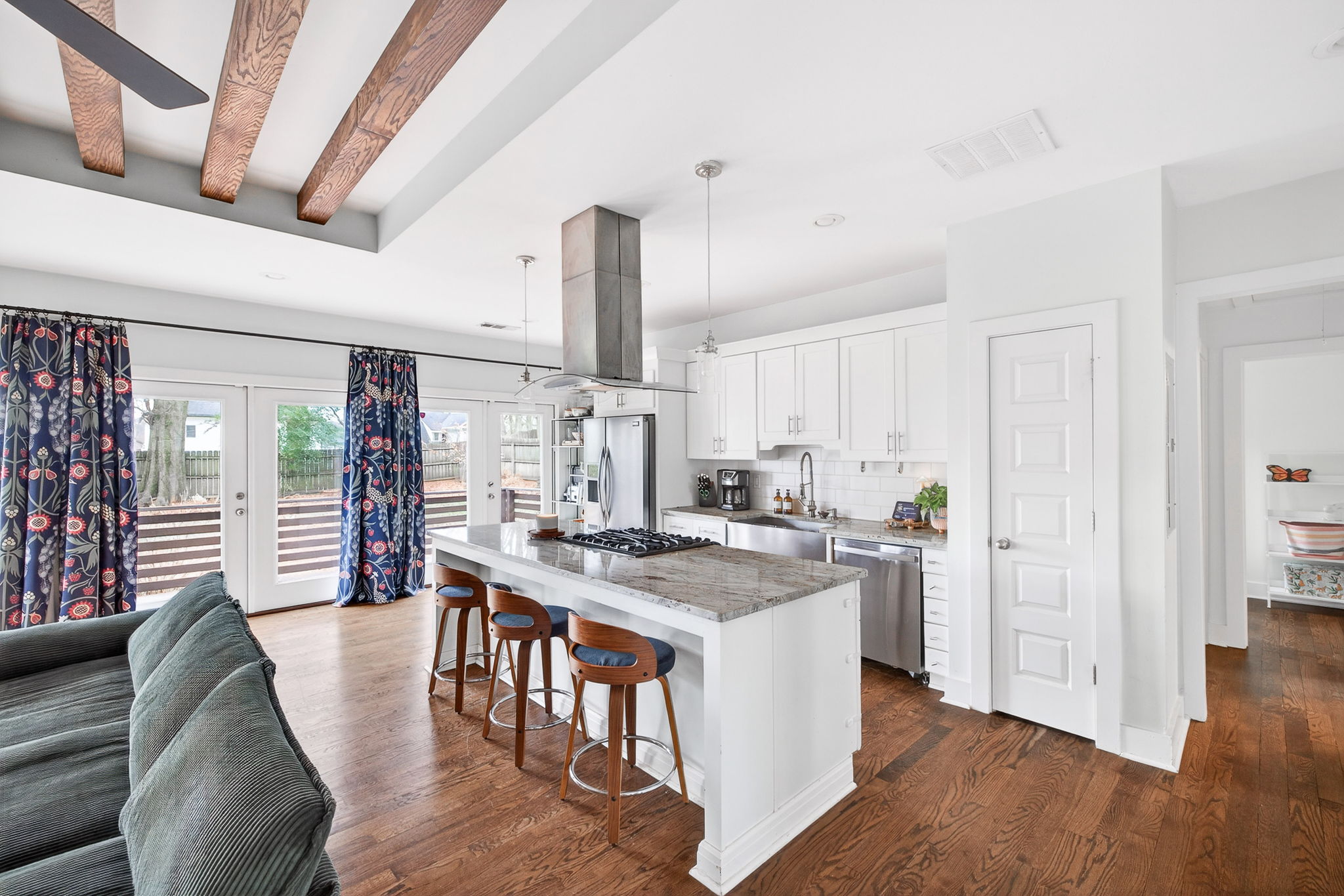 192 Sisson Avenue Northeast Atlanta, GA 30317 - Photo 4 of 25