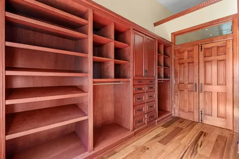 $1,400,000 | 802-10 Locust Street, Unit 201, Philadelphia, PA 19107