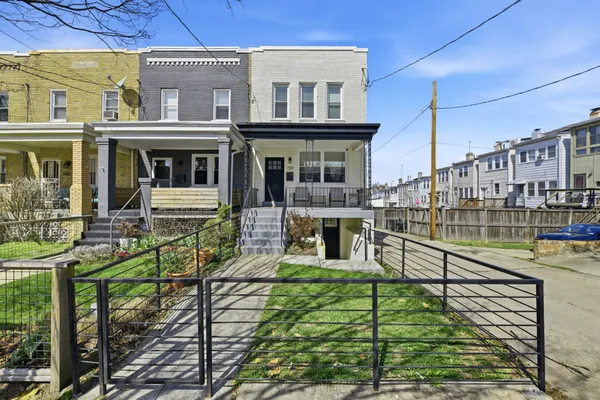 $1,050,000 | 709 Gallatin Street Northwest, Washington, DC 20011