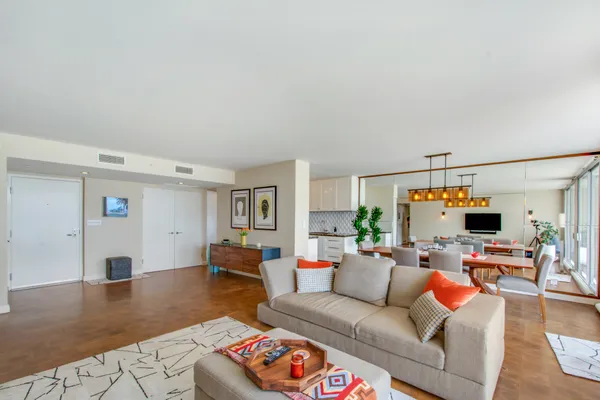 $1,449,000 | 201 Ocean Avenue, Unit 301P, Santa Monica, CA 90402