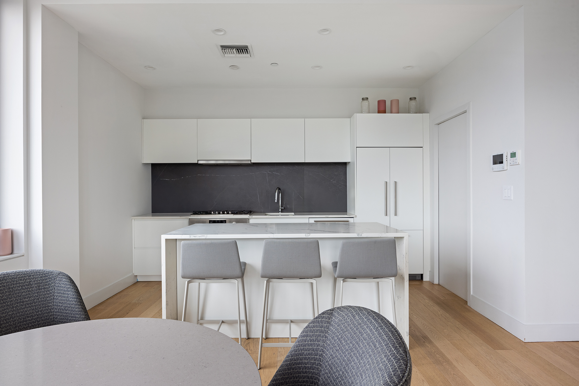 650 Metropolitan Avenue, Unit PH5 Brooklyn, NY 11211 - Photo 7 of 14