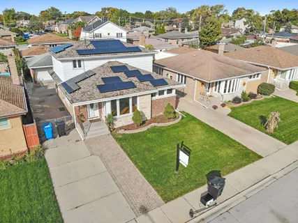 $675,000 | 5818 North Overhill Avenue, Chicago, IL 60631