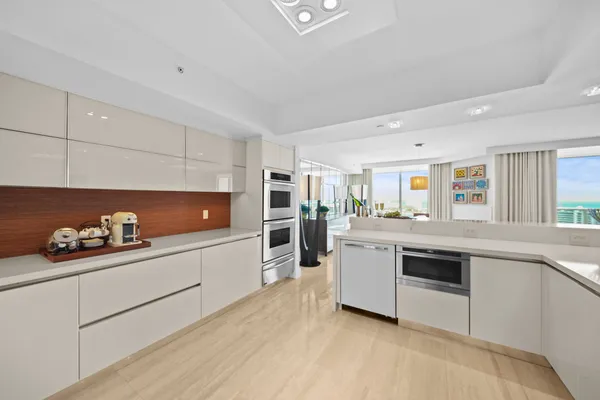 Contact Agent | 3301 Northeast 183rd Street, Unit 2606, Aventura, FL 33160