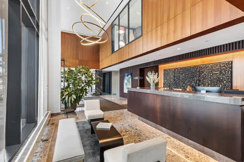 $2,650,000 | 50 Bridge Park Drive, Unit 21D | Brooklyn Heights