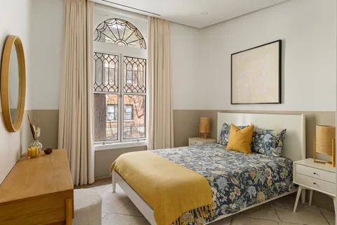 $8,995,000 | 272 West 91st Street | Upper West Side