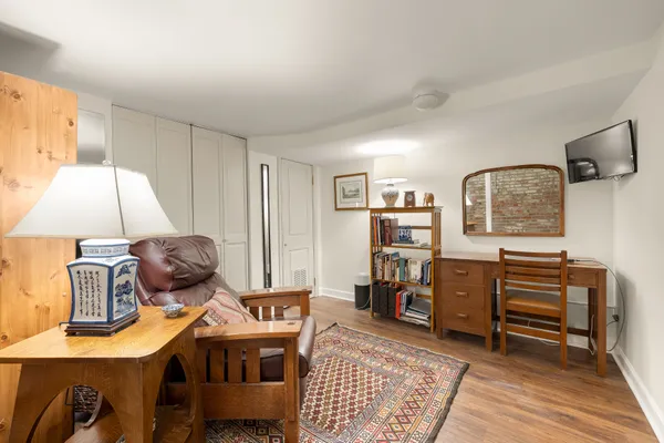 $1,850,000 | 2021 N Street Northwest, Washington, DC 20036