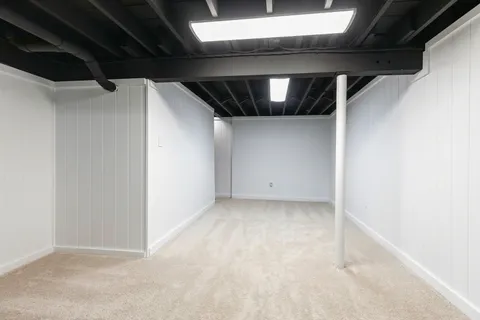 Contact Agent | 31 Woodfield Road, Wellesley, MA 02482