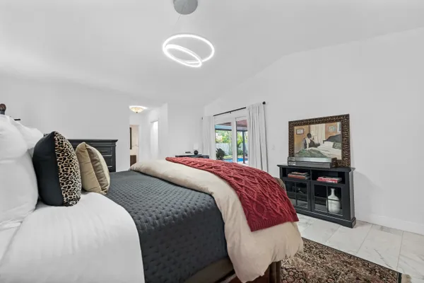 $5,900 | 9600 Northwest 18th Street, Plantation, FL 33322