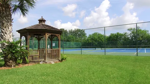 $179,900 | 1960 Westminster Circle, Unit 2, Vero Beach, FL 32966