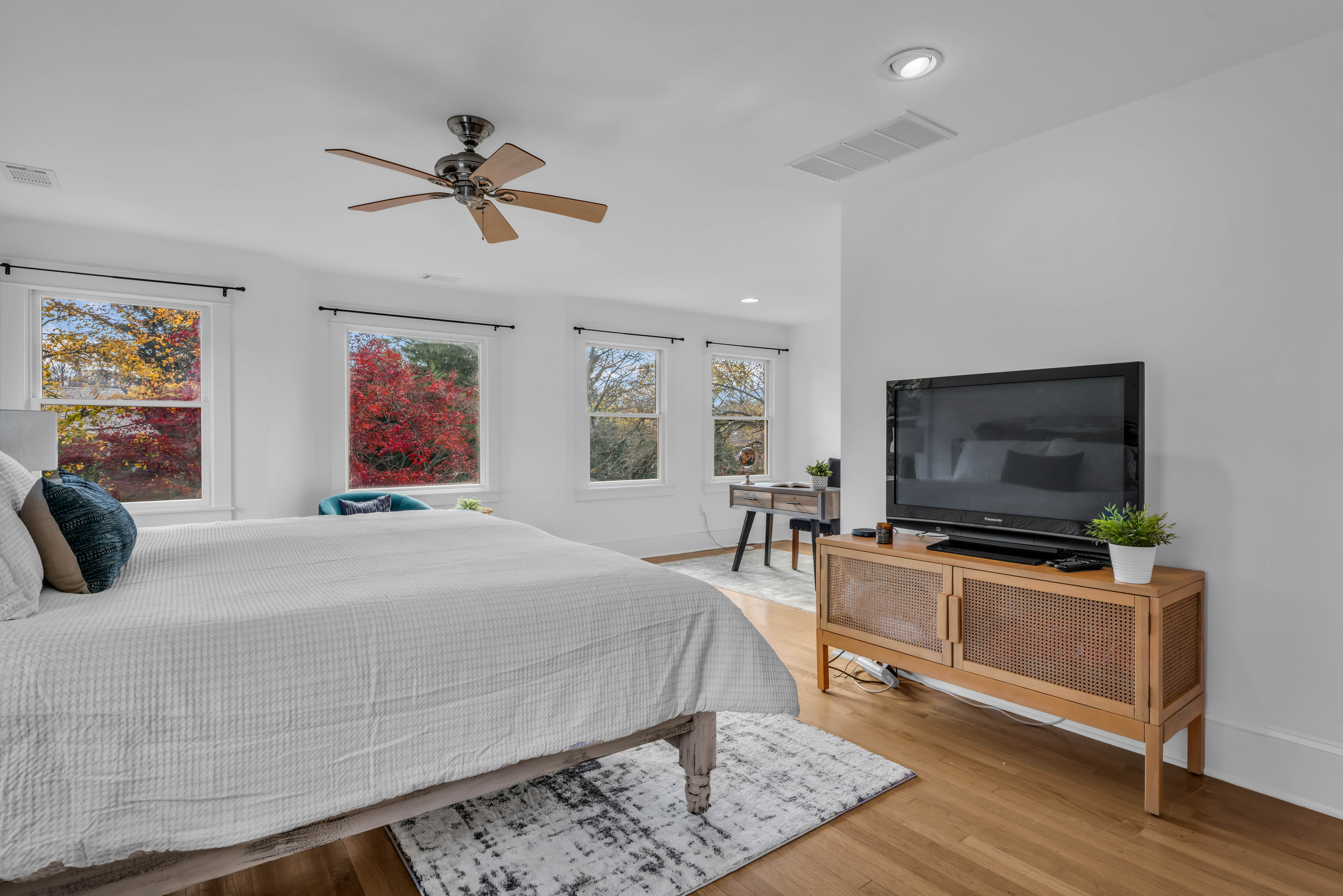 81 Pinckney Road Red Bank, NJ 07701 - Photo 16 of 38