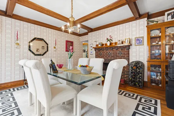 Contact Agent | 55 Winthrop Street, Everett, MA 02149
