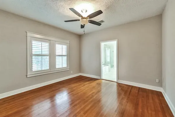 $4,100 | 1120 Winston Street, Houston, TX 77009