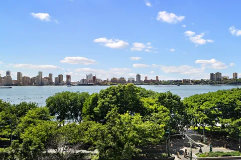 $10,495,000 | 400 West 12th Street, Unit 6C | West Village
