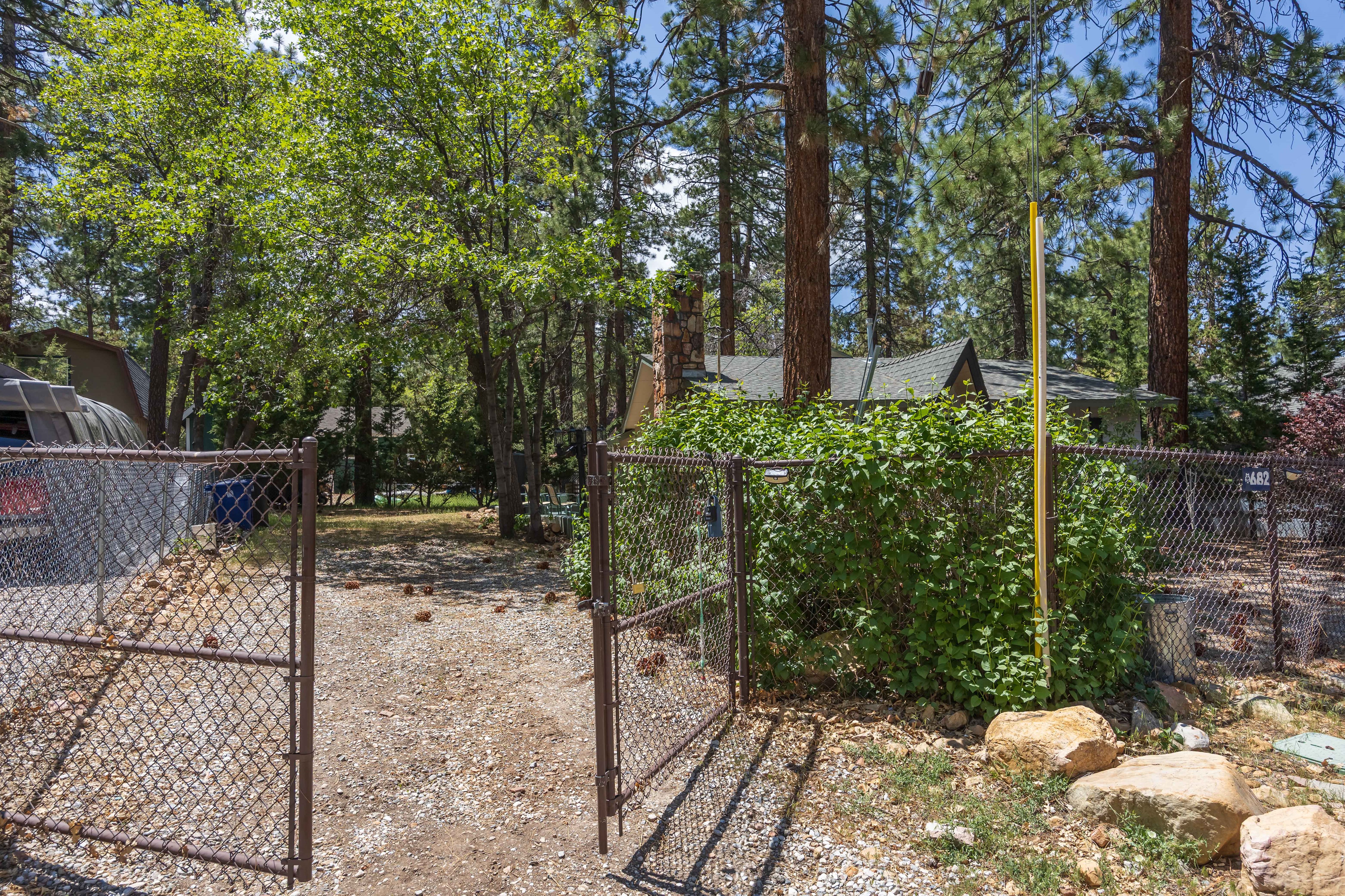 682 Maple Lane Sugarloaf, CA 92386 - Photo 35 of 36