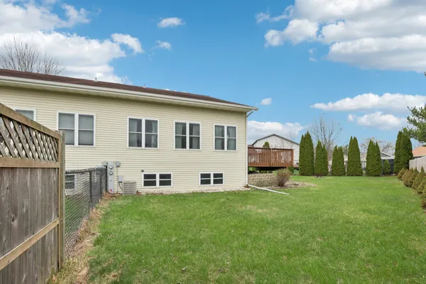 $229,900 | 410 David Circle, Arena, WI 53503