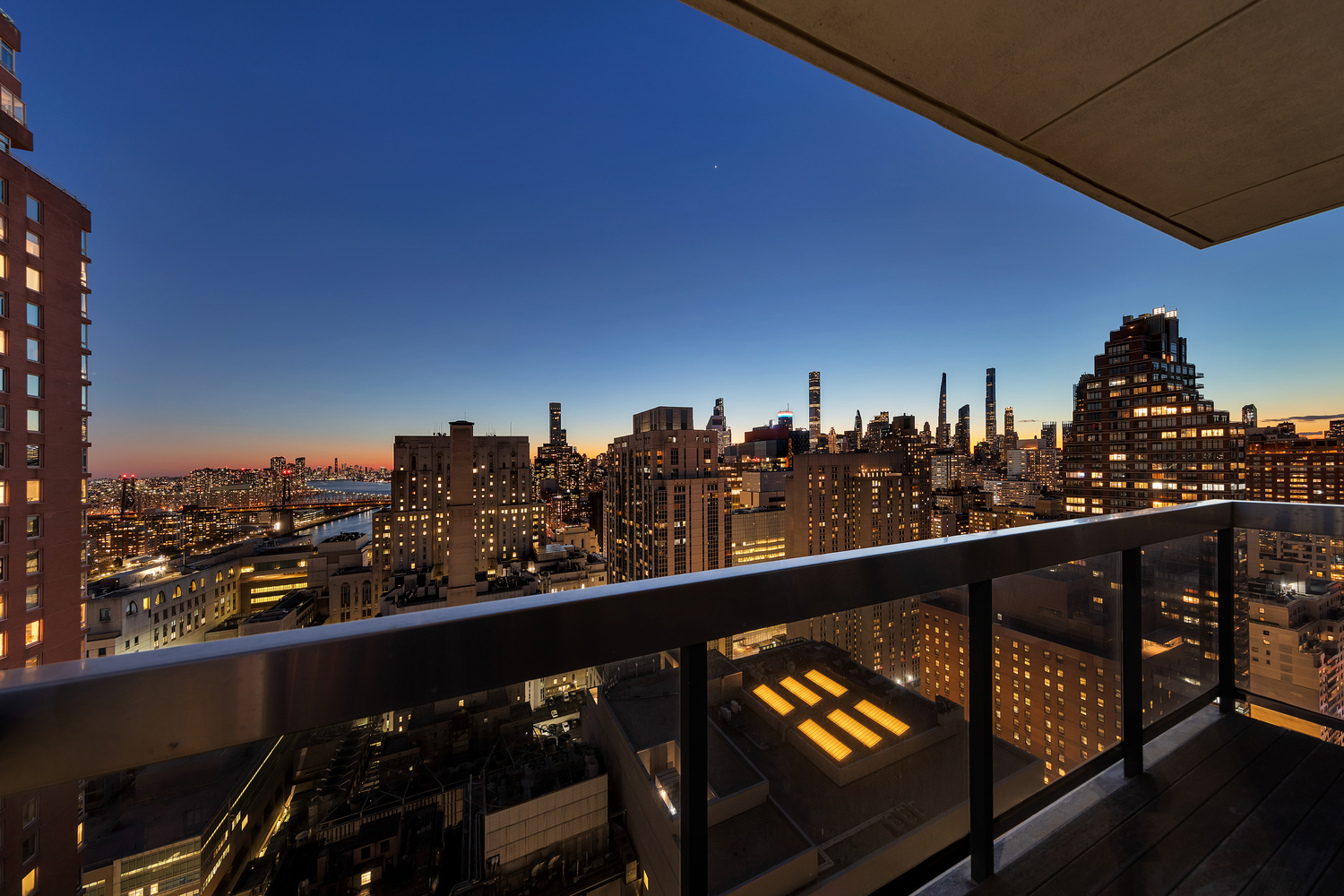 515 East 72nd Street, Unit 36B Manhattan, NY 10021 - Photo 19 of 36 a view of city from a balcony