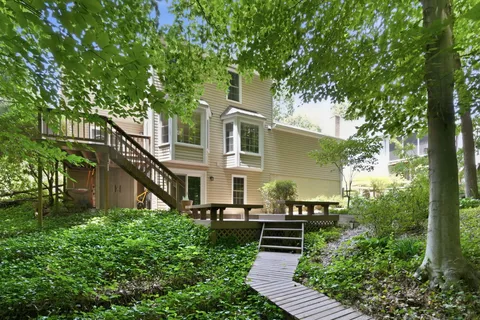 $1,000,000 | 9235 Northedge Drive, Springfield, VA 22153