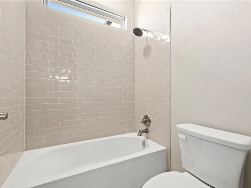 $825,000 | 227 Bridge Water Loop, Dripping Springs, TX 78620