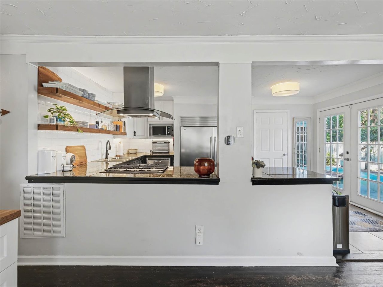 3305 Pinecrest Drive Raleigh, NC 27609 - Photo 14 of 47