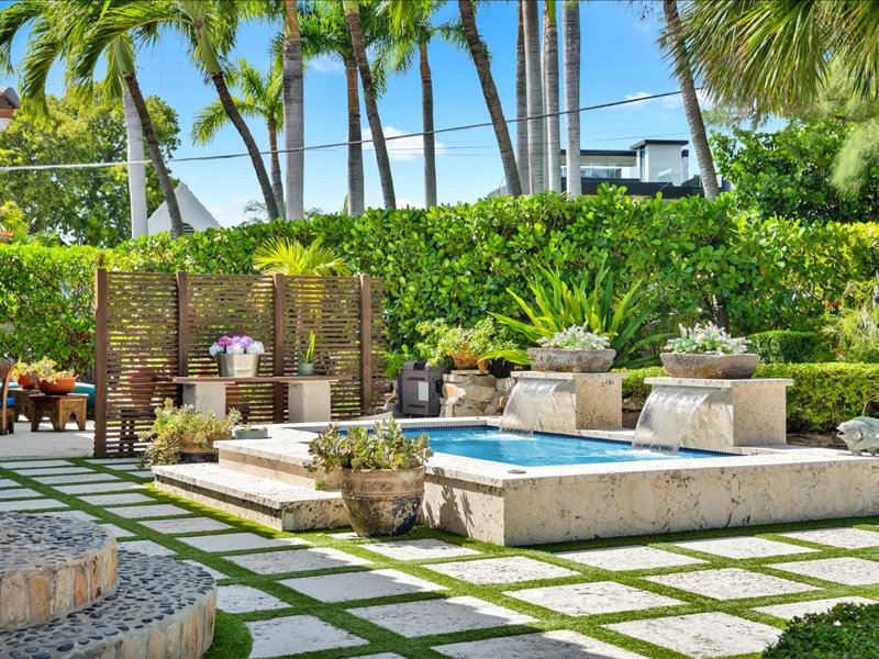 1150 North Biscayne Point Road Miami Beach, FL 33141 - Photo 34 of 65 Gallery Image 34