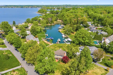 $1,999,900 | 3712 Gateshead Drive, Annapolis, MD 21403