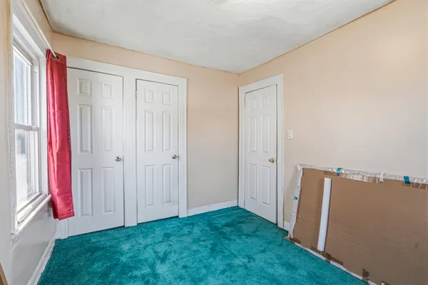 $950,000 | 186-01 Nashville Boulevard | St. Albans
