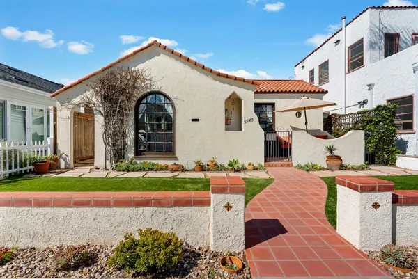 $1,435,000 | 5945 East The Toledo, Long Beach, CA 90803