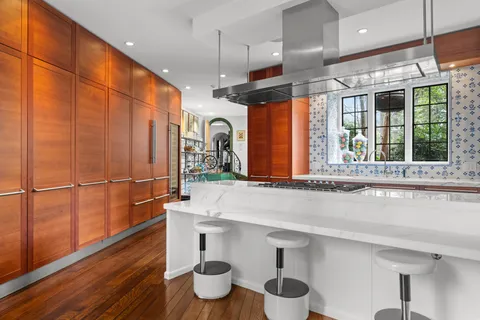 $7,495,000 | 26 Old Gulph Road, Gladwyne, PA 19035