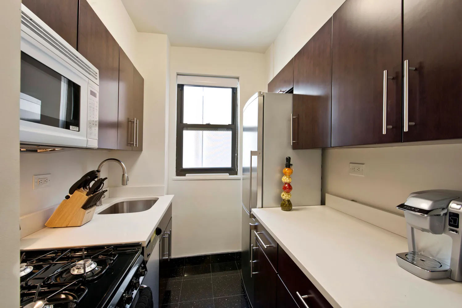 $3,750 | 30 East 37th Street, Unit 6C | Murray Hill