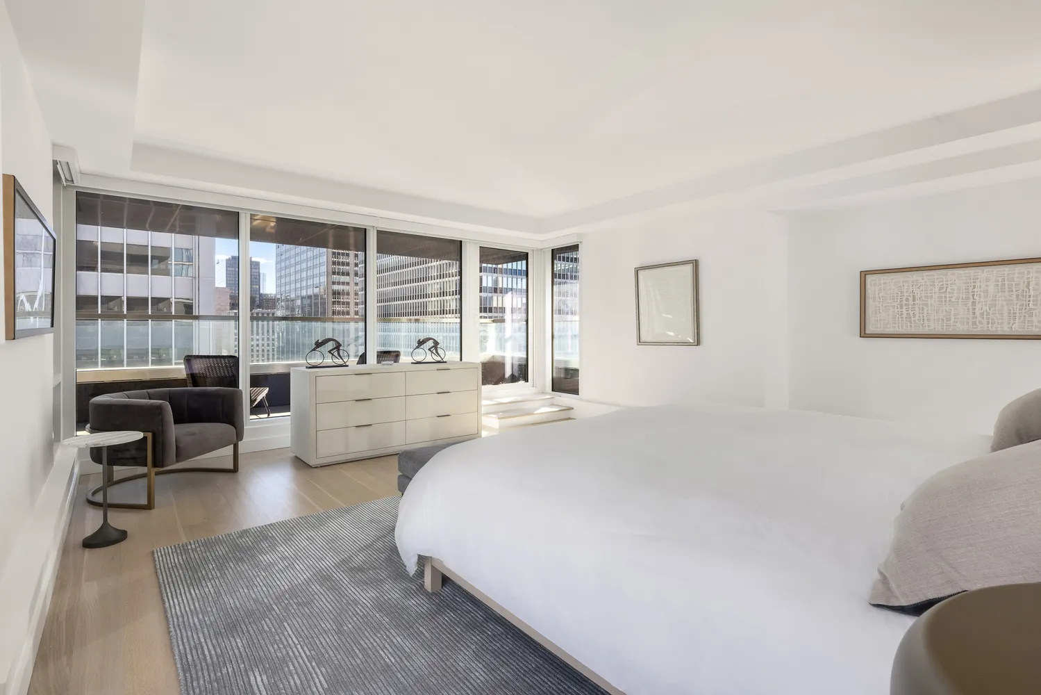 $5,995,000 | 135 West 52nd Street, Unit 40A | Theater District