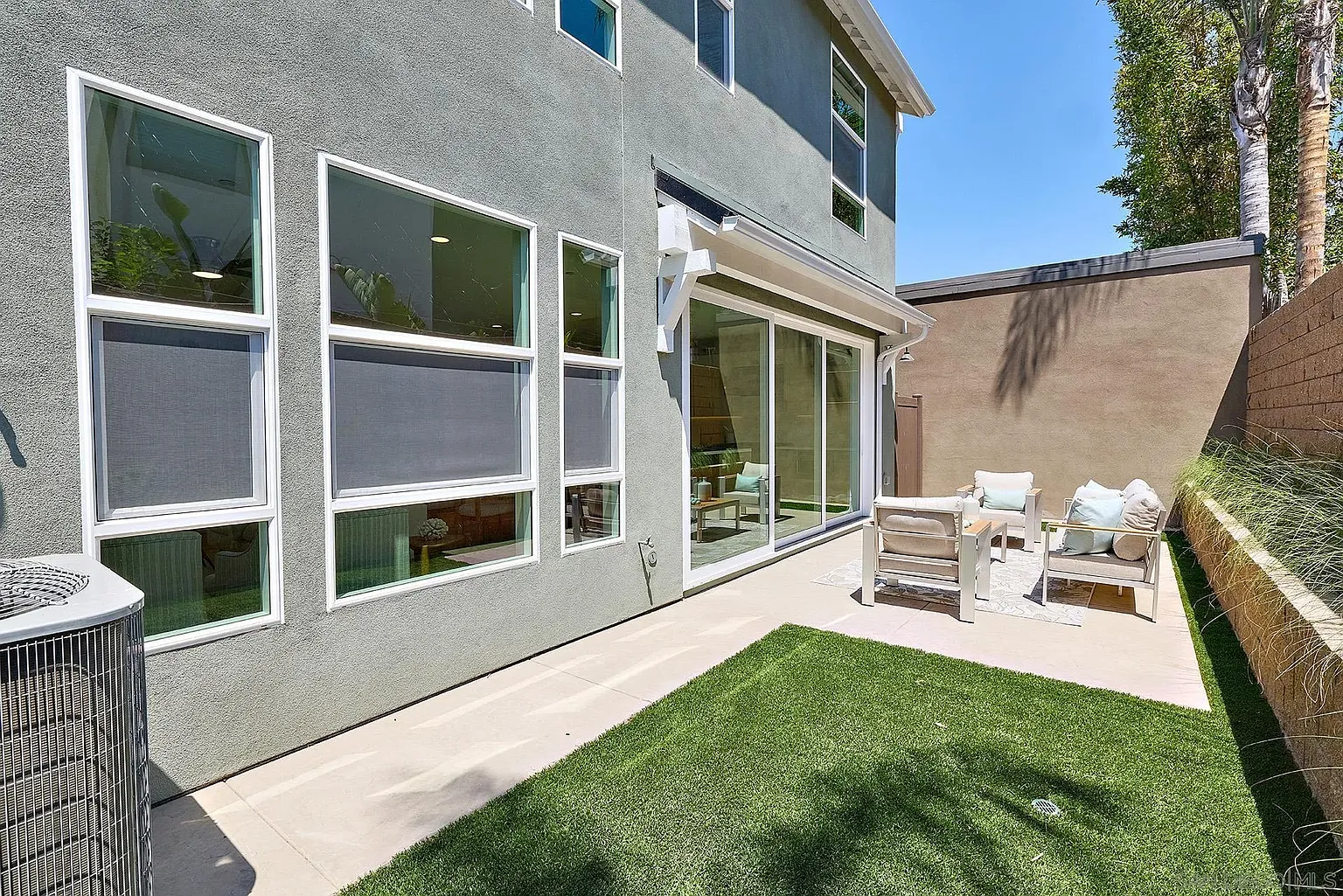 567 North Vulcan Avenue Encinitas, CA 92024 - Photo 17 of 49