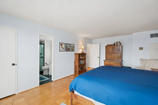 Contact Agent | 5101 River Road, Unit 901, Bethesda, MD 20816