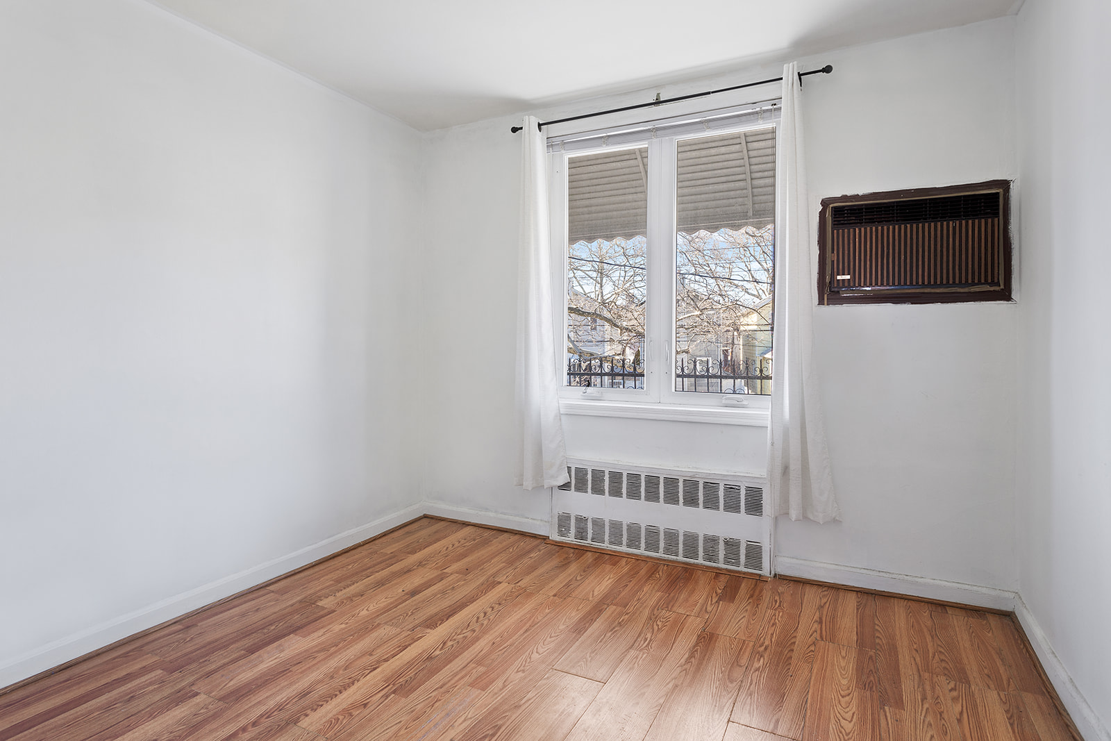 427 Van Sicklen Street Brooklyn, NY 11223 - Photo 11 of 16