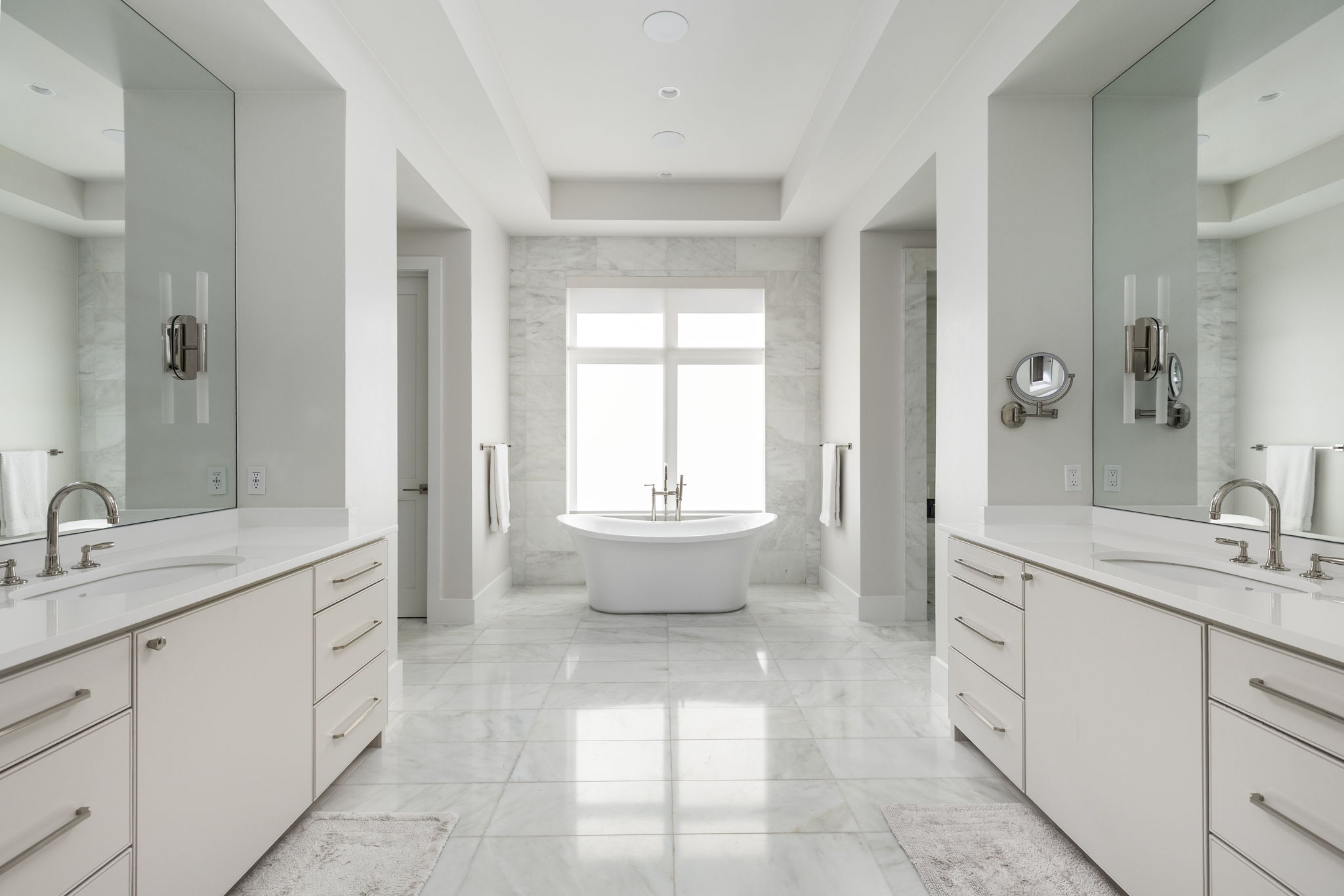 522 Delayne Drive Austin, TX 78737 - Photo 21 of 23 a spacious bathroom with a shower sink and mirror