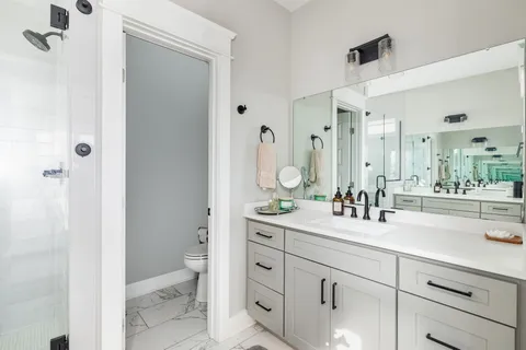 $899,000 | 5216 Illinois Avenue, Nashville, TN 37209